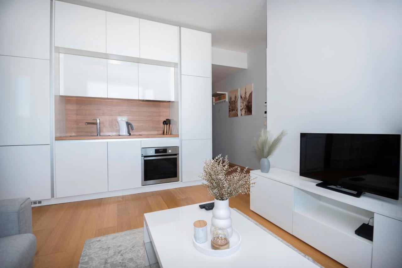 Luxury 1Bdrm On The 28Th Floor Lejlighed Bratislava Eksteriør billede