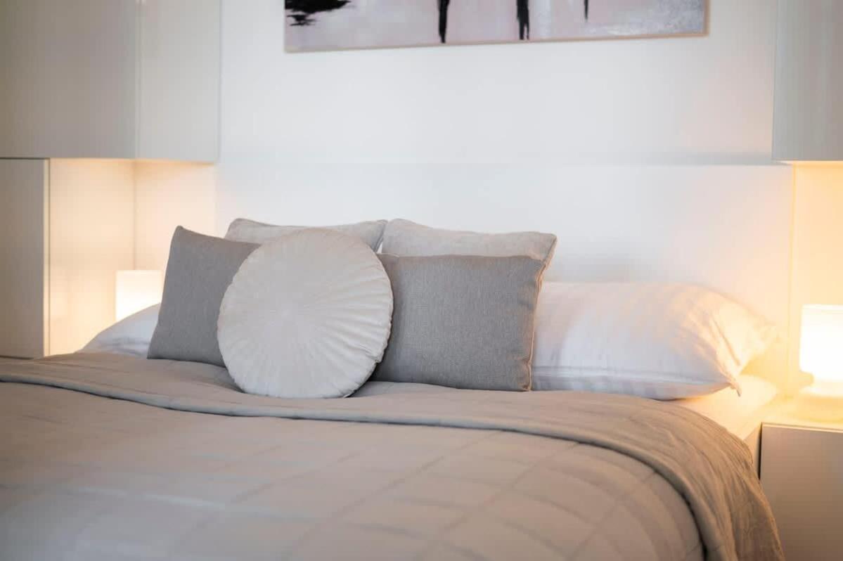 Luxury 1Bdrm On The 28Th Floor Lejlighed Bratislava Eksteriør billede