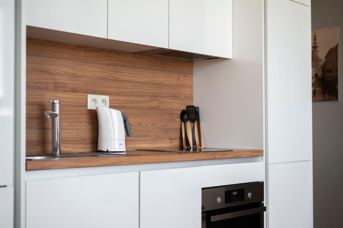 Luxury 1Bdrm On The 28Th Floor Lejlighed Bratislava Eksteriør billede